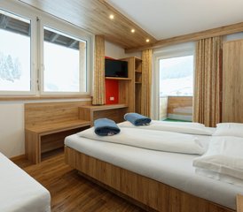 8 Day Yoga and Hiking Retreat in the Italian Alps - Photo 4