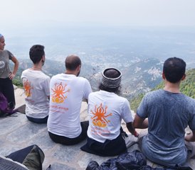 47 Tage 500-Stunden Vollständige Yogatherapie Yogalehrer Ausbildung in Dharamshala, Indien - Photo 2
