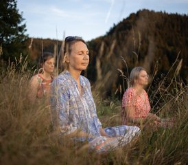 36 Tage Art of Living Stille Retreat - Meditation, Atemtechniken, Yoga im Schwarzwald, Deutschland - Photo 1