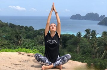 7 Day Free Your Time with AI and Find Your Inner Peace with Yoga Retreat in Koh Samui, Thailand