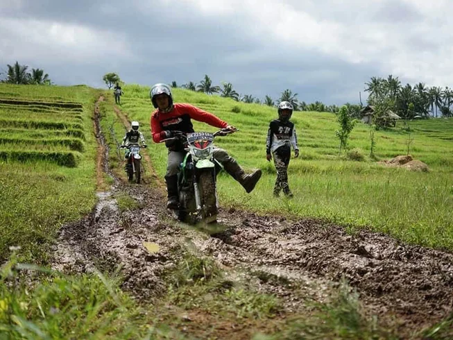 7-Hour Non-Residential Guided Tabanan Jungle and Beach Motorcycle Day in Bali, Indonesia photo 6