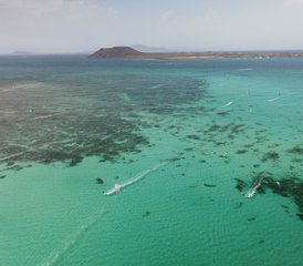48 Tage Kitesurfing Camp für Fortgeschrittene in Corralejo, Spanien - Photo 1