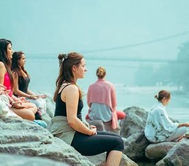 68 jours en stage de yoga et méditation avec soins sonores et massage ayurvédique à Rishikesh, Inde - Photo 1