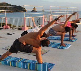 8 días de retiro de yoga y SUP en la costa de Corfú, Grecia, con senderismo, caminatas, natación y kayak - Photo 3
