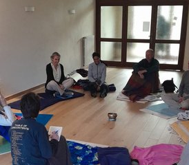 6 Tage Yoga-Intensivkurs und Vegetarische Kochworkshops im Jura, Frankreich - Photo 3