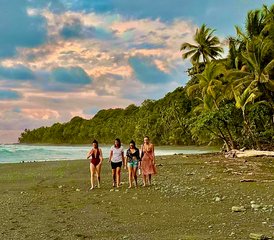 22 días de profesorado de yoga Hatha/Vinyasa (en español) 200 horas en Puntarenas, Costa Rica - Photo 3