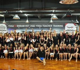 96 días de profesorado de yoga Bikram Hot 26 y 2 híbrido de 200 horas en Seminyak, Bali, Indonesia - Photo 1
