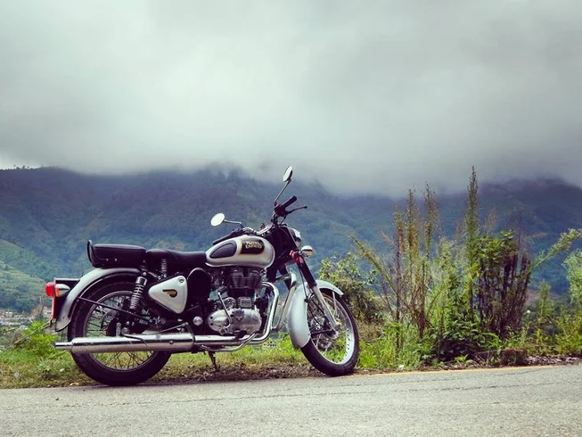 9 Day Guided Adventurous Motorcycle Tour in Bhutan and Nepal