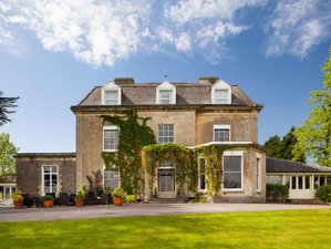 3 Day Ultimate Women’s Weekend Wellness Retreat in Bristol, UK