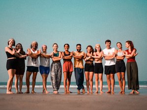 31 Tage 300-Stunden Multi Style Yogalehrer Ausbildung in Gokarna