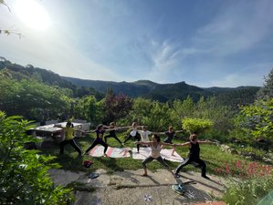 3 días en retiro de yoga aéreo en Cotillas, España