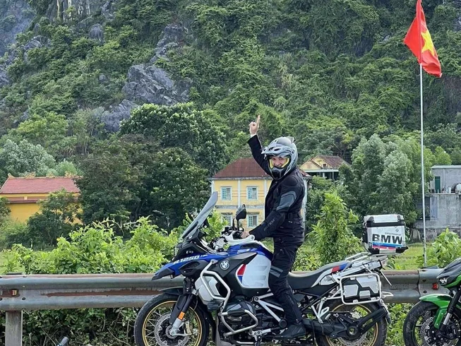 14 Day Saigon to Hanoi Guided BMW GS Motorcycle Travel Across Vietnam photo 6