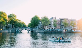 Amsterdam Retreats und Reisen