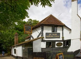Cromwell Retreats und Reisen