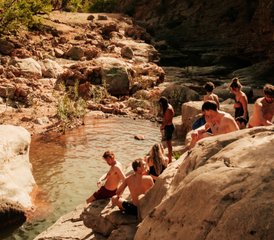 117 días de campamento de surf y yoga rejuvenecedor en el mágico Tamraght, Marruecos - Photo 1