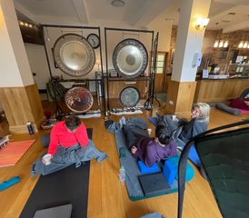 3 días de retiro de yoga y bienestar: nutre tu alma, conecta con la naturaleza en Peak District, Reino Unido - Photo 4