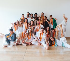 24 días de formación de profesorado de Hatha y Vinyasa Yoga de 200 horas en Rishikesh, India - Photo 4