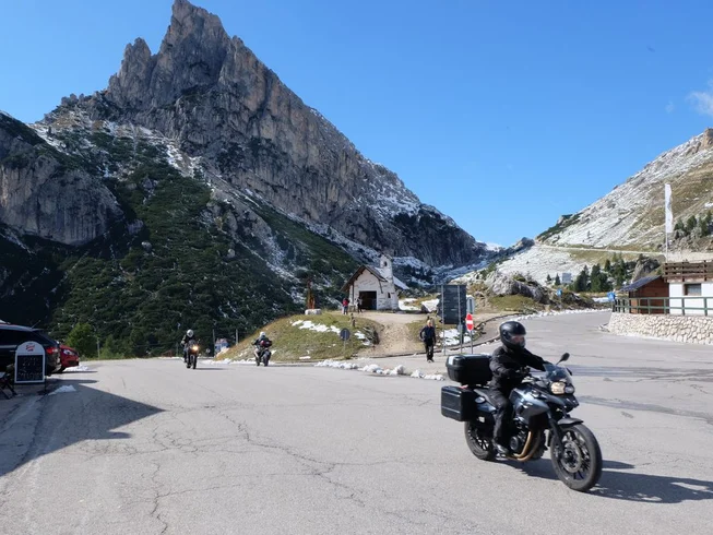 8 Day Motorcycle Guided Tour in Northern Italy, Italian Lakes and Dolomites photo 6