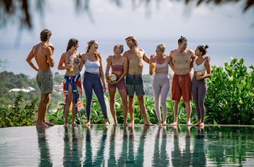 49 Tage 500-Stunden MultiStyle Hybrid Yogalehrer Ausbildung im Ocean View Resort am Bingin Beach, Bali, Indonesien