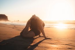 9 días de retiro de yoga Ashtanga de Año Nuevo en Thulusdhoo, Maldivas con excursiones de snorkel