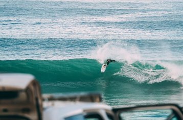 8 Tage professionelles Surf-Guiding für erfahrene Surfer in Taghazout, Marokko
