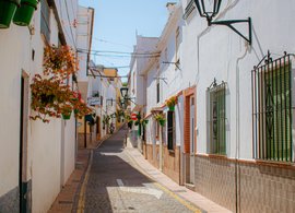 Estepona Retreats und Reisen