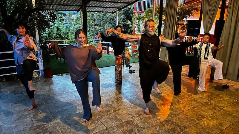 31 días de profesorado de yoga de 200 horas y diploma profesional en curso de masaje en Katmandú, Nepal
