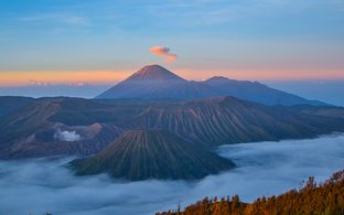 Indonesien Retreats und Reisen