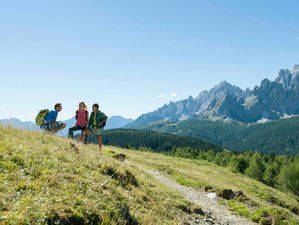 8 Day Alpine Hiking Tour from Merano to Lake Garda in Italy
