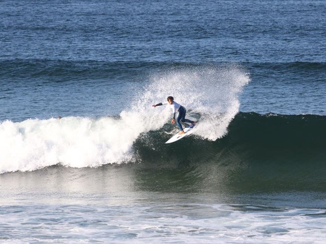 8 Days Basic Surf Camp In Azeitao Setubal Portugal