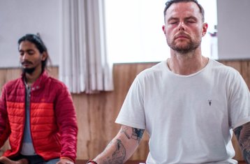 29 jours en formation de professeur de raja yoga 300 h à Rishikesh, Inde