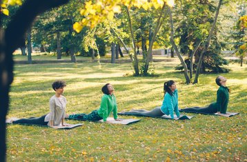 12 jours en stage de yoga profond et immersion dans la nature à Västergötland, Suède