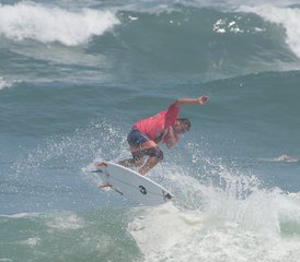 7 jours en stage de surf à Punta Hermosa : entraînez-vous avec Carlos, champion péruvien de surf 1996 ! - Photo 4