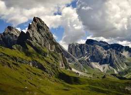 Val Gardena Retreats & Trips
