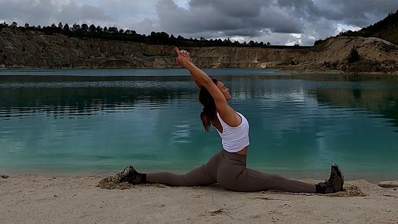 3 jours en stage de yoga vinyasa et créativité en Bretagne, France