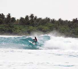9-Daagse Verblijf en Surfen op Rustige Golven voor Surfers van Alle Niveaus in Thimarafushi, Malediven - Photo 5