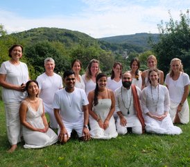 021 días de profesorado de yoga de 200 horas multiesilo en Heimbach, Eifel, Alemania - Photo 1