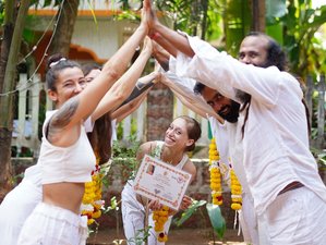 13 Tage 100-Stunden Therapeutische Yogalehrer Ausbildung in Goa, Indien