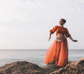99 días de retiro de fuego femenino en Marruecos - danza, ceremonia del cacao, movimiento sensual, yin yoga y vinyasa - Photo 1
