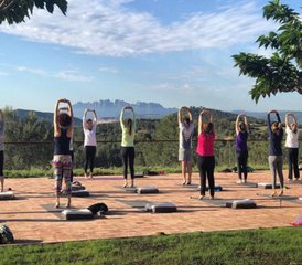 6 jours en retraite de yoga avec Jeanne Heileman en Catalogne, Espagne - Photo 2