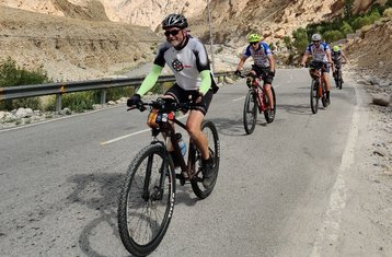 9-Daagse Begeleide Umling La Pass Fietsuitdaging in de Himalaya, India – Hoogste Pas ter Wereld