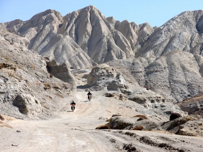 13 Day Guided Motorcycle Tour of the Upper Mustang in Nepal photo 8