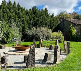 24-Daagse September Omarming Retreat met Yoga Qigong Vegan Maaltijden en Meer in Haute-Vienne Frankrijk - Photo 1