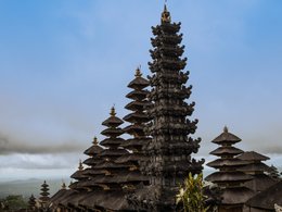 Karangasem Retraites et Voyages
