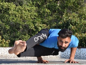 10 Day Benefits of Yoga in Football: Certified Residential Course in India