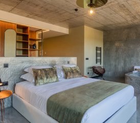 5 Day Discover Unmatched Elegance and Serenity Surf Camp in Macieira, Portugal - Photo 4