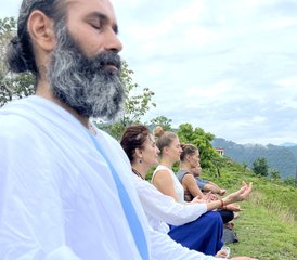 7 Day Online Therapeutic Yoga Course With 2-Hour Live Session Daily - Photo 5