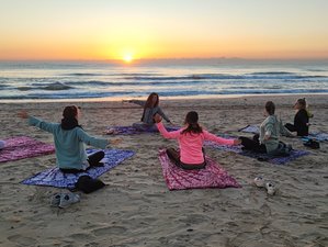 6 Day Mediterranean Yoga and Wellness Retreat with Beach Sunrise Session in Bétera, Spain