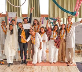 13 días de formación de profesorado de yoga kundalini tradicional para principiantes de 100 horas en Rishikesh, India - Photo 2