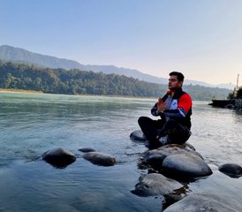 05-daagse yoga-retraite om je innerlijke ziel te ontspannen aan de oever van de Ganges in Rishikesh, India - Photo 1